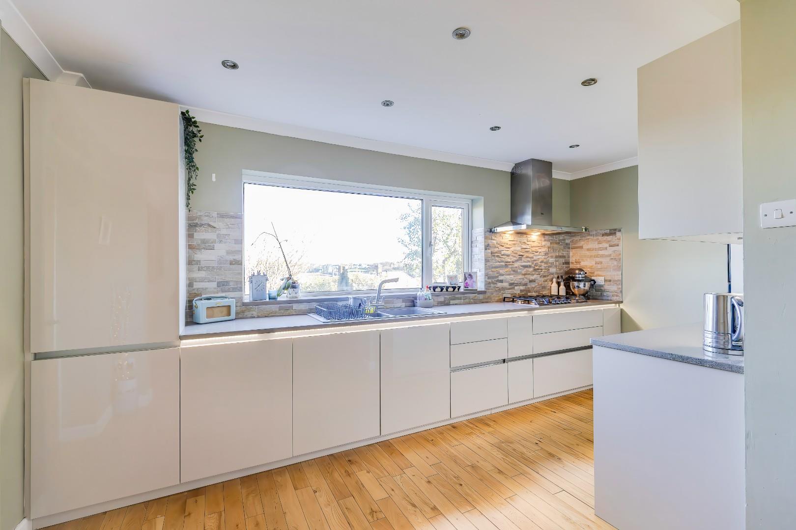 4 Bowmans Way, Cowbridge, Vale of Glamorgan, CF71 7AW